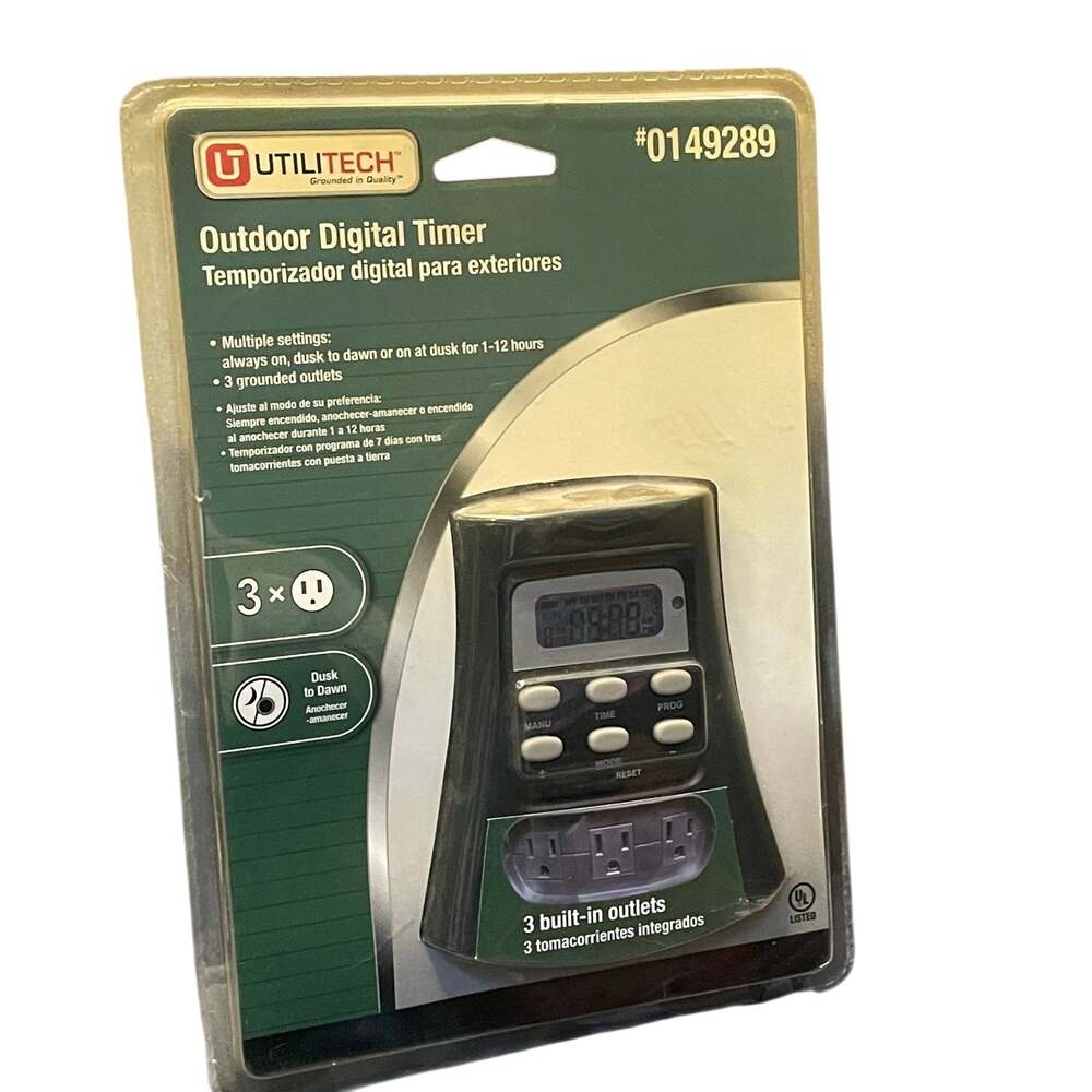 Utilitech Outdoor Digital Timer 3 Grounded Outlets Dusk To Dawn New Sealed